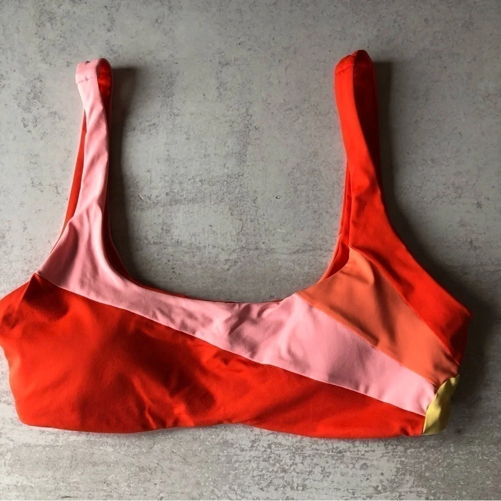 L space Lizzie Sunburst Top And Luca Sunburst Bitsy Bottoms Size XS NWT